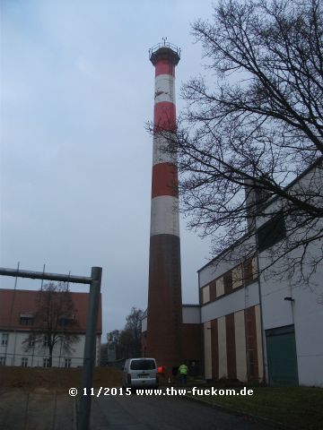Kamin in Feldkirchen, kurz vor der Sprengung