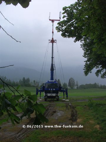 Aufbau am 19.05.2015 bei strömenden Regen auf dem Segelflugplatz in Pömetsried