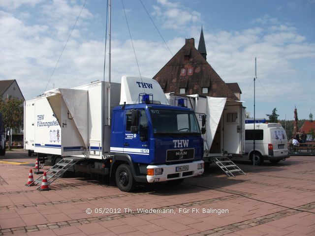 aufgebaute THW FüSt auf dem Marktplatz in Freudenstadt