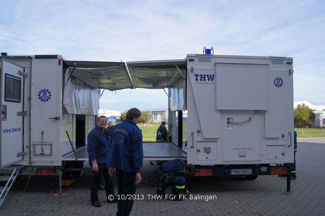 Beide Anhänger Führung und Lage stehen in Position