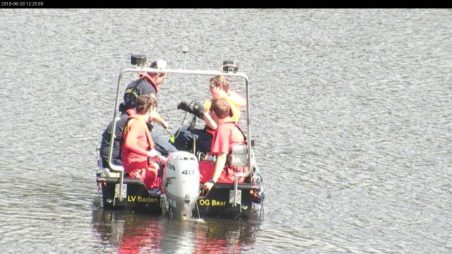 DomeCam - Verlegen von Feldfernkabel im Wasser