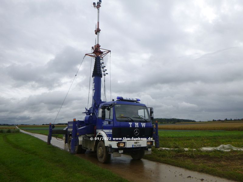 Fahren mit aufgerichteter Mastanlage (12 m Höhe)