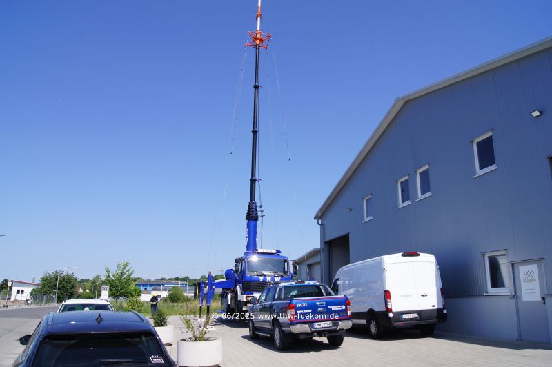 Ausfahren des Mastes