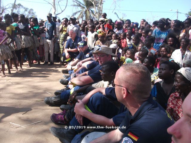 THW-Team als Teilnehmer der Zeremonie