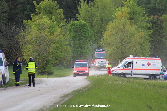 Weitere Feuerwehr Kräfte rücken an