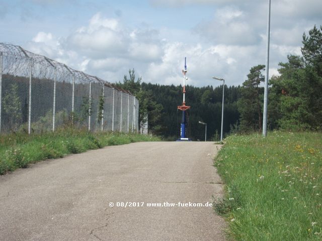 Fahrt mit ausgefahrenen Mast (12 m Höhe) 