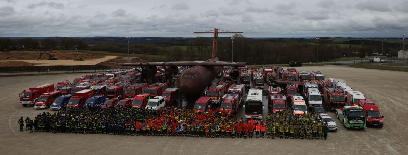 Abschlussfoto - alle Einheiten der Übung auf einen Blick