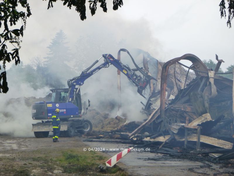 Abriss des einsturzgefährdeten Objektes