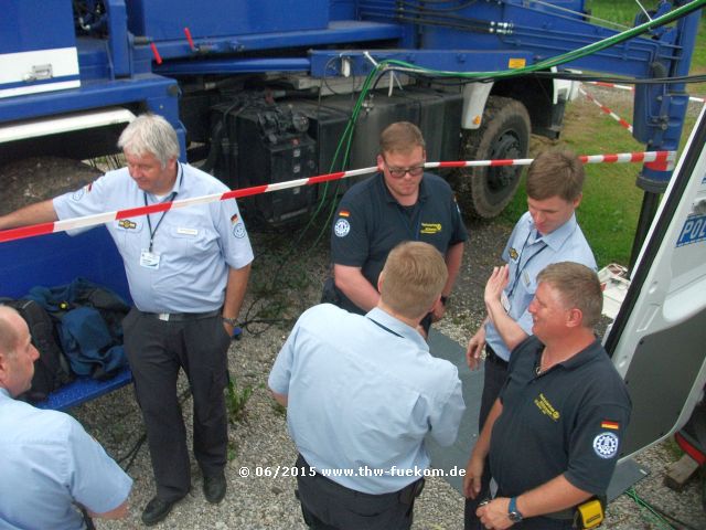 THW Präsident Brömme und LB Dr. Voß im Gespräch mit dem WVTr Balingen