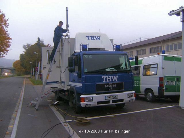 Aufbau des FüKomKW in Albstadt-Ebingen, Antennenmontage