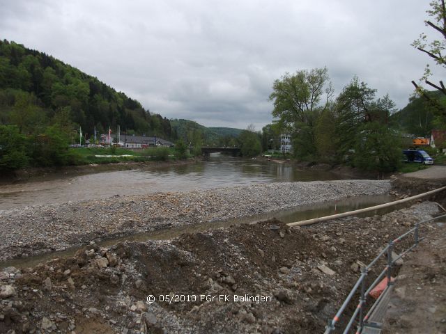 Mittlerweile hat der Wasserstand im Neckar erheblich zugenommen