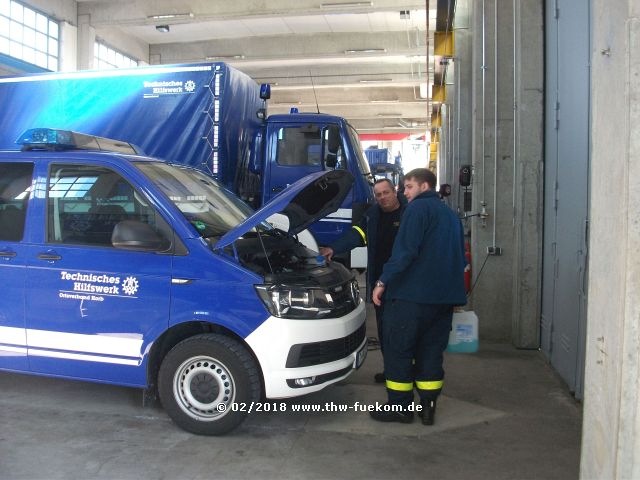 Technische Überprüfung der Einsatzfahrzeuge 