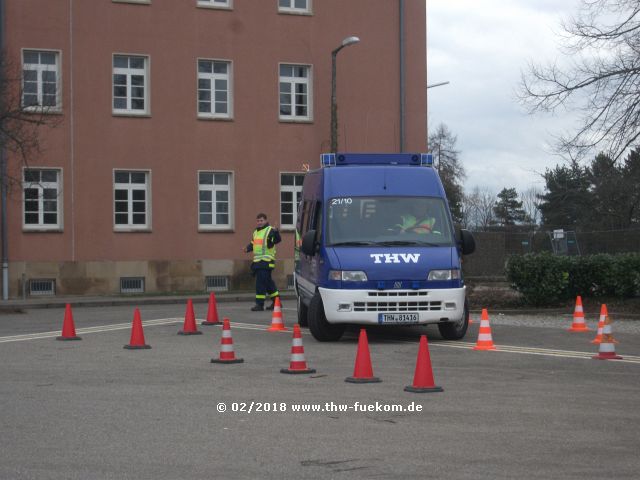 Fahren mit Sicherungsposten bzw. Einweiser 