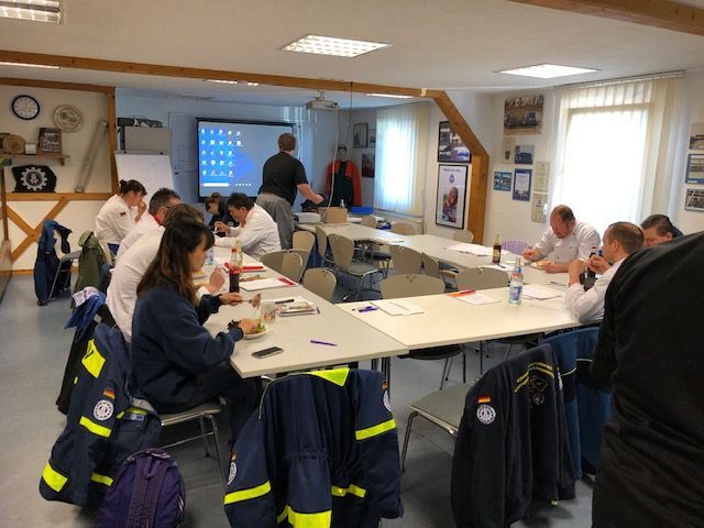 Einstieg und Theorie im Lehrsaal des Ortsverband Trossingen