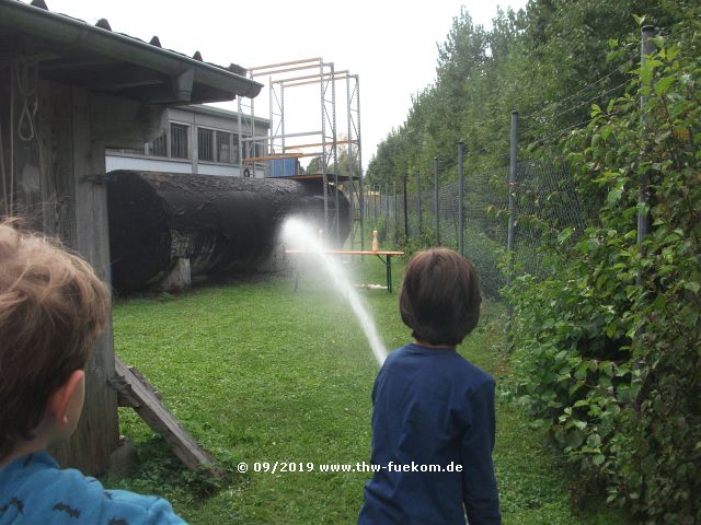 Wasser aus der Steinlach kann auch spielerisch verwenden