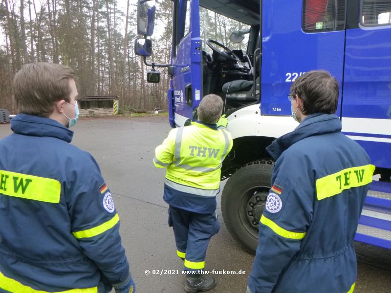 THW Kraftfahrerausbildung - Vorbauseilwinde Gerätekraftwagen