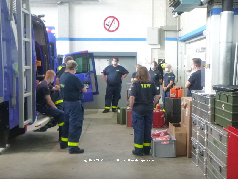 Einweisung in den Gefahrguttransport in Einsatzfahrzeugen des THW