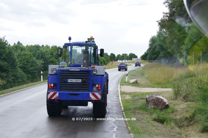 Fahrt zu den Geländestrecken