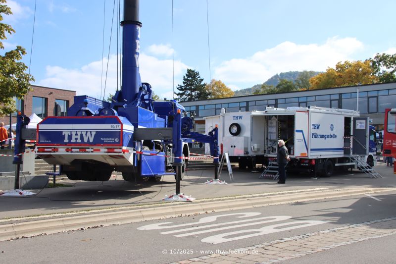 Ausstellung der Einsatzfahrzeuge THW