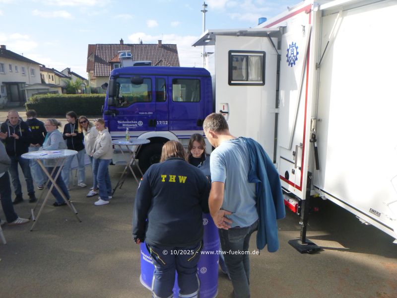 G&auml;ste beim THW