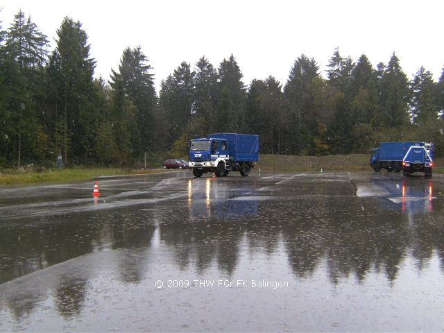 Slalomfahrt mit verschiedenen Geschwindigkeiten